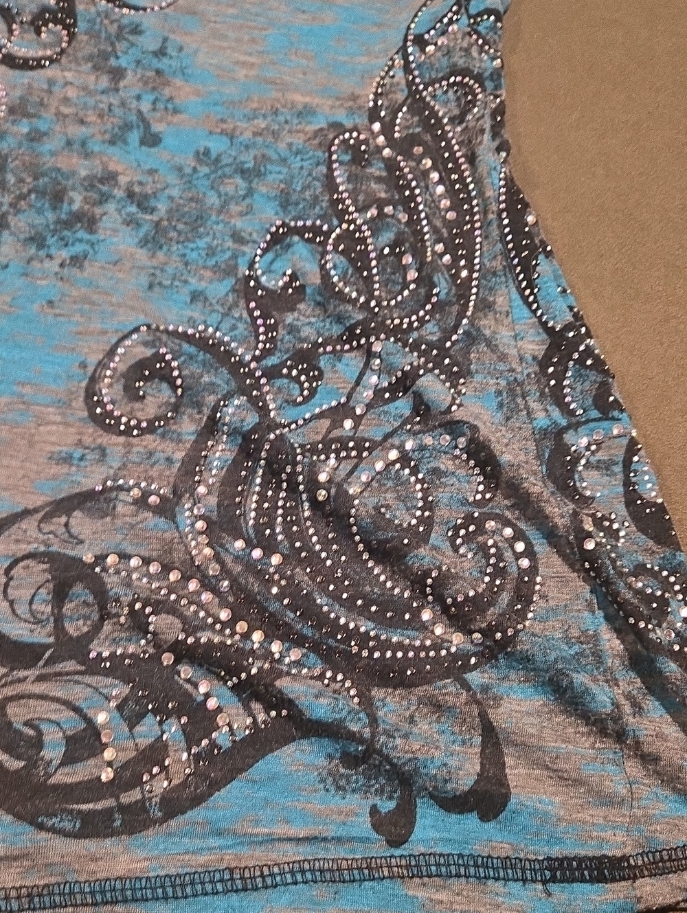 Women's Turquoise Rhinestone Embellished V-Neck Top - Picture 3 of 7
